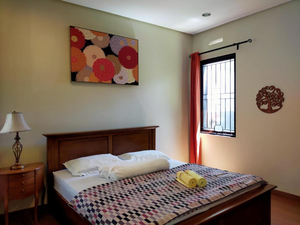 Vimala Hill Villa And Resort - 3 Bedrooms Bogor Buitenkant foto