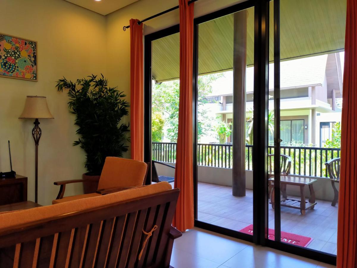 Vimala Hill Villa And Resort - 3 Bedrooms Bogor Buitenkant foto